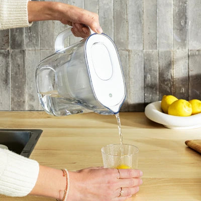 Style Essential bokal 2,4l (1 + 1 GRATIS FILTER) BRITA