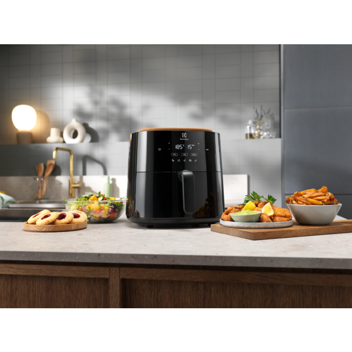 FRITEZA AIRFRYER EAF5B ELECTROLUX